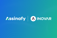 Logos da Assinafy e Inovar em fundo gradiente azul e verde, representando parceria de empresas inovadoras